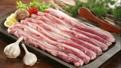 Giá heo hơi hôm nay 10/7: Đi ngang trên cả 3 miền, dao động trong khoảng 61.000 - 66.000 đồng/kg