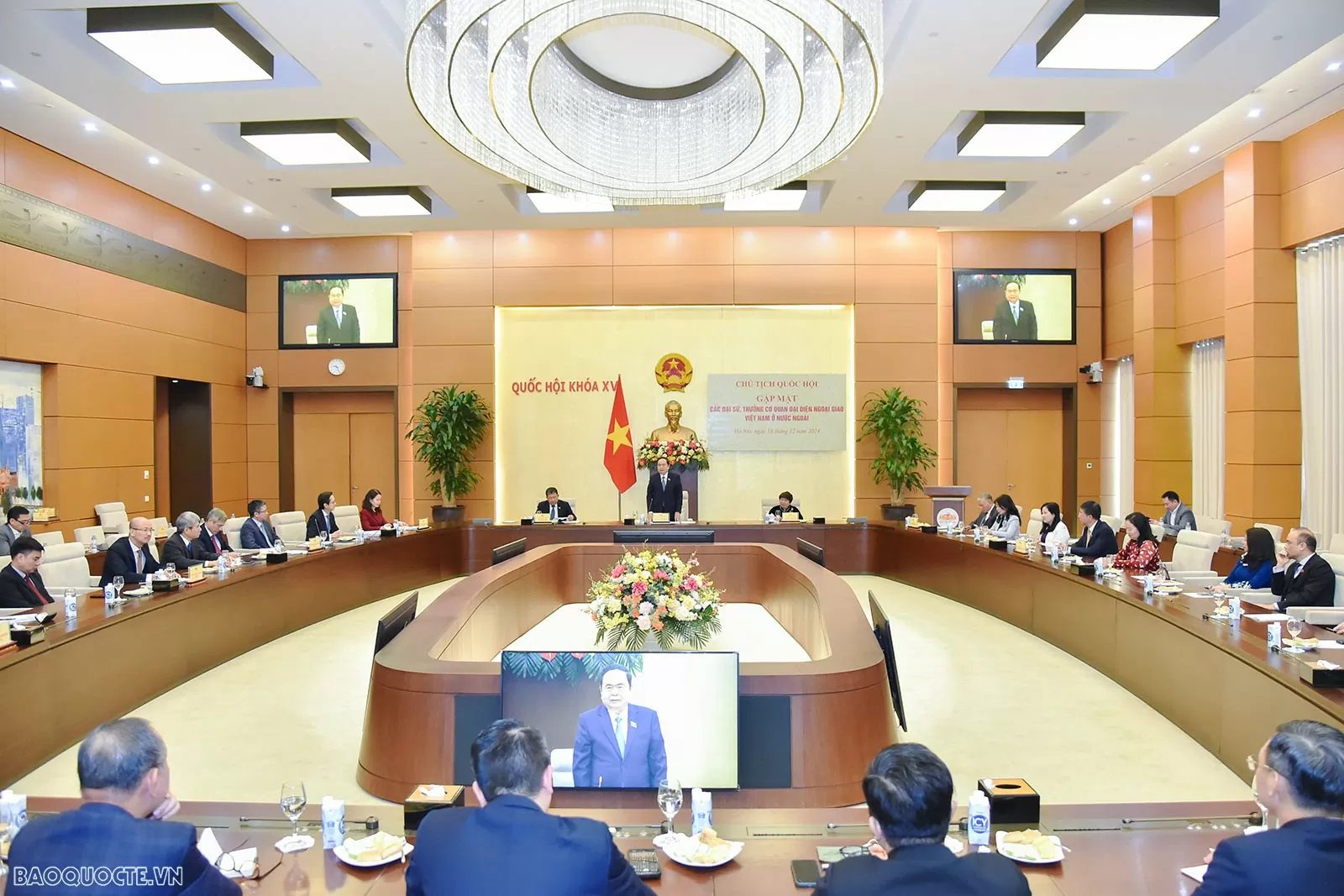 Chủ tịch Quốc hội tiếp các Trưởng cơ quan đại diện Việt Nam ở nước ngoài nhiệm kỳ 2024-2027 Chủ tịch Quốc hội tiếp các Trưởng cơ quan đại diện Việt Nam ở nước ngoài nhiệm kỳ 2024-2027