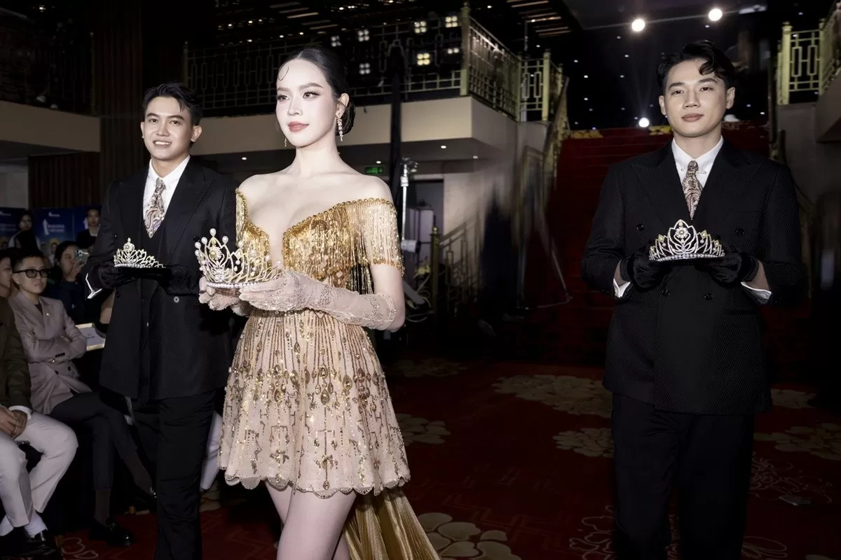 Dàn Hoa hậu Dàn Hoa hậu