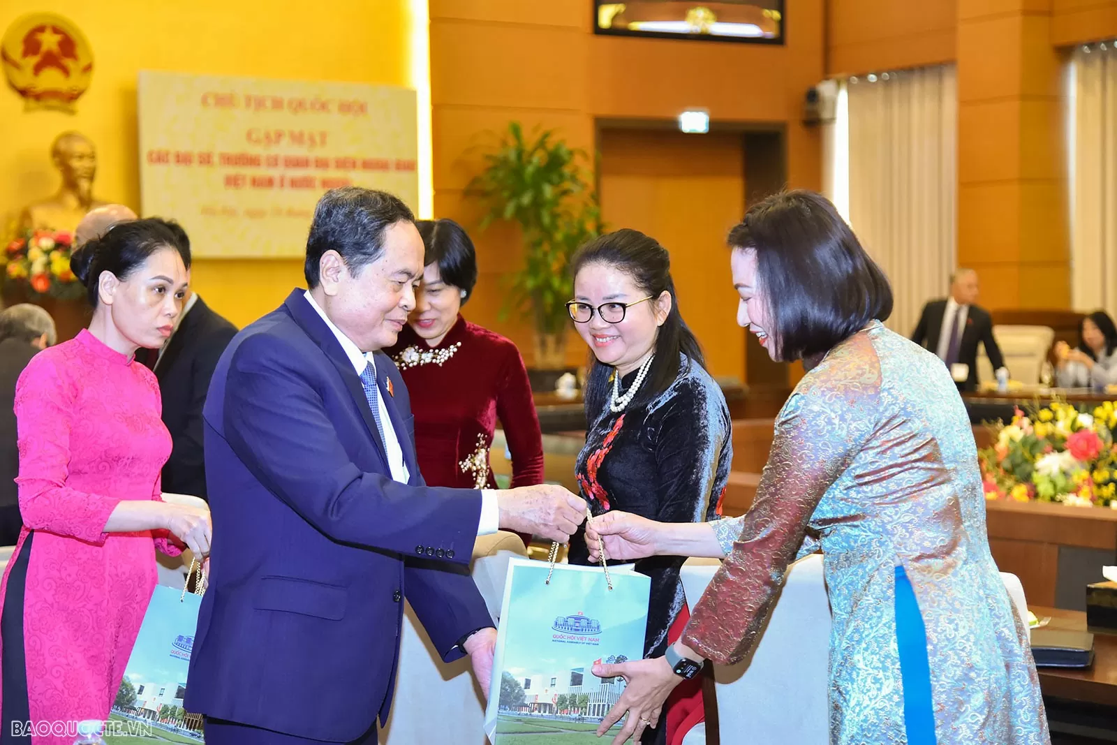 Chủ tịch Quốc hội tiếp các Trưởng cơ quan đại diện Việt Nam ở nước ngoài nhiệm kỳ 2024-2027 Chủ tịch Quốc hội tiếp các Trưởng cơ quan đại diện Việt Nam ở nước ngoài nhiệm kỳ 2024-2027