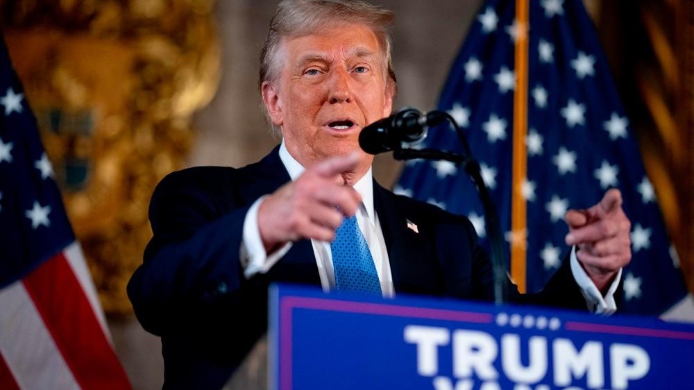 my ong trump chinh thuc dac cu tong thong tranh cai voi lau nam goc ve bi an tren bau troi ong biden gat phat nhung quan ngai