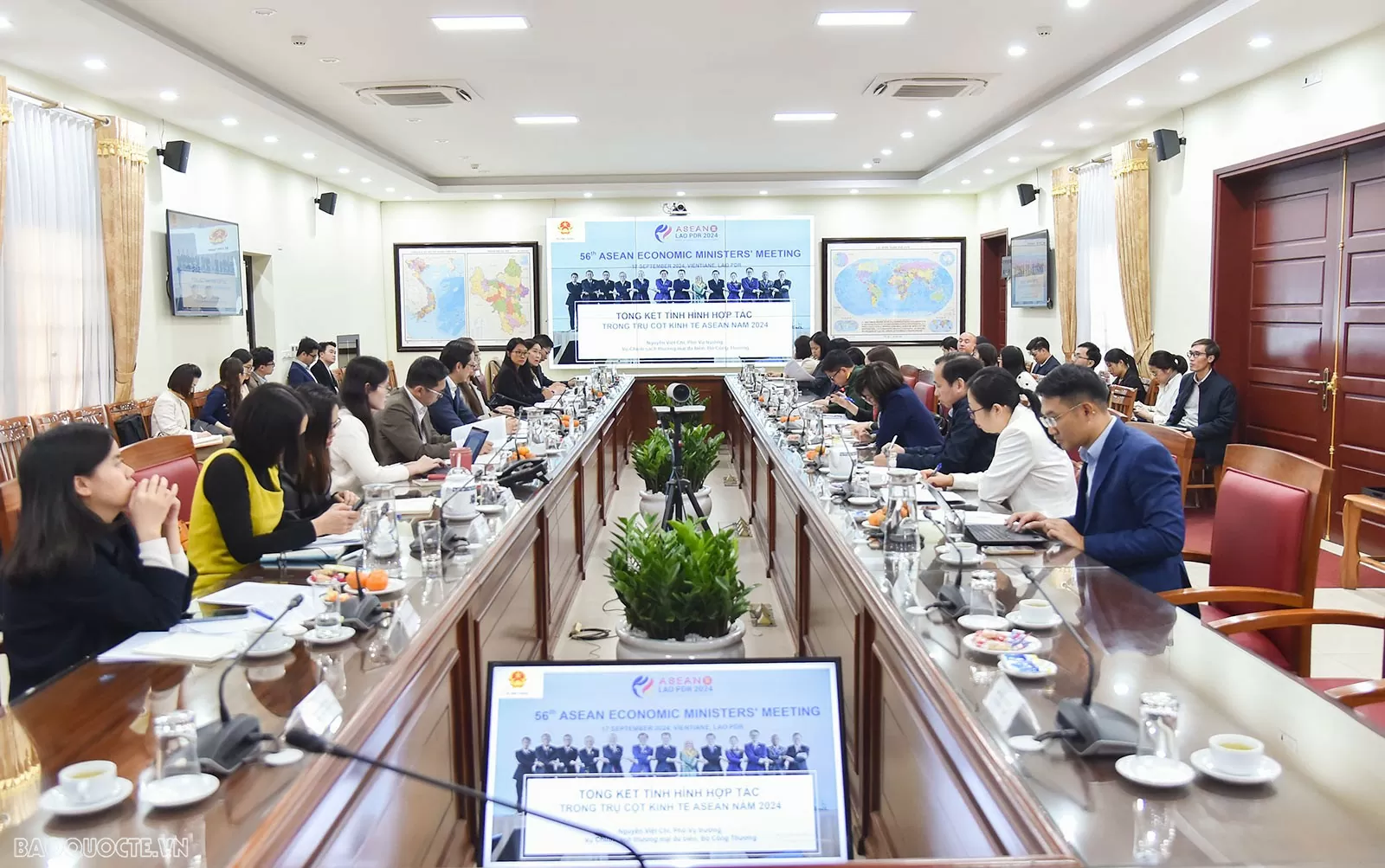 Hợp tác ASEAN năm 2024: Viết tiếp câu chuyện thành công về một ASEAN tự cường và kết nối Hợp tác ASEAN năm 2024: Viết tiếp câu chuyện thành công về một ASEAN tự cường và kết nối