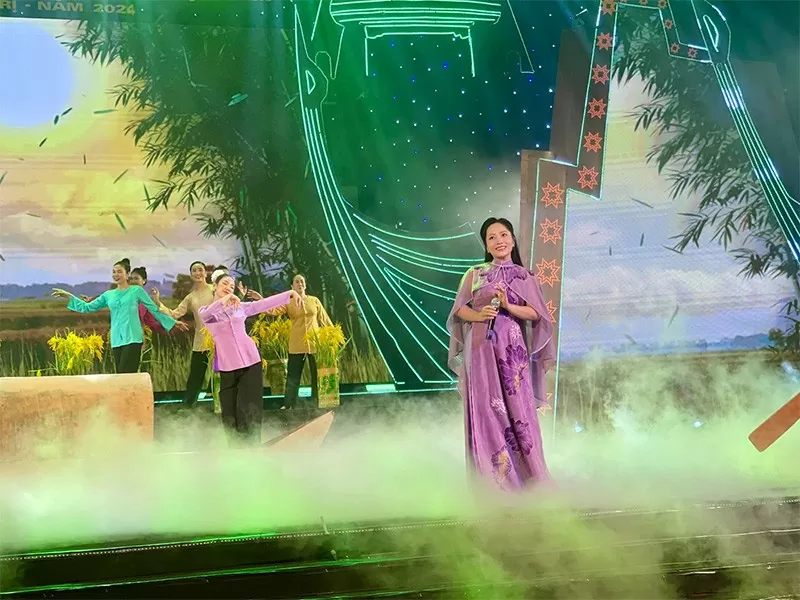 Ca sĩ Bạch Trà Ca sĩ Bạch Trà