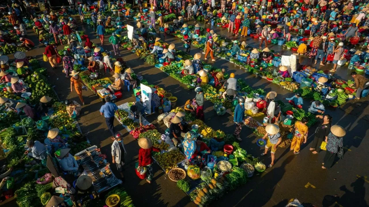 Chợ ‘chồm hổm’: Khu chợ miền Tây độc, lạ ở Hậu Giang Chợ ‘chồm hổm’: Khu chợ miền Tây độc, lạ ở Hậu Giang