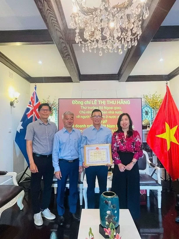 Thứ trưởng Lê Thị Thu Hằng gặp gỡ cộng đồng người Việt tại Sydney, Australia Thứ trưởng Lê Thị Thu Hằng gặp gỡ cộng đồng người Việt tại Sydney, Australia