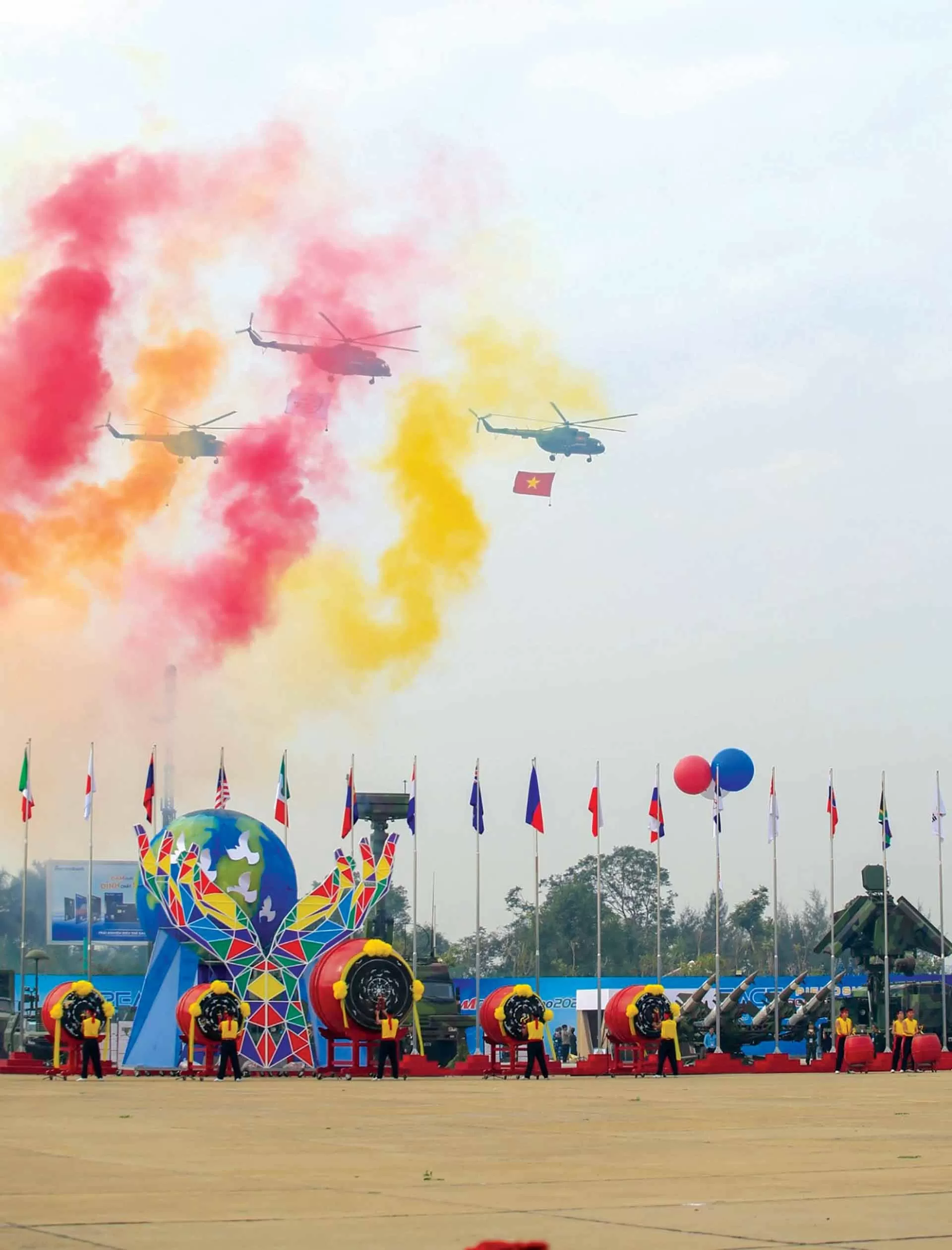 Bảo vệ Tổ quốc từ sớm, từ xa bằng phương thức hòa bình