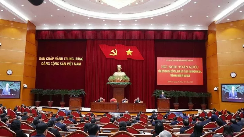 Nâng cao hơn nữa chất lượng công tác kiểm tra, giám sát và kỷ luật của Đảng Nâng cao hơn nữa chất lượng công tác kiểm tra, giám sát và kỷ luật của Đảng