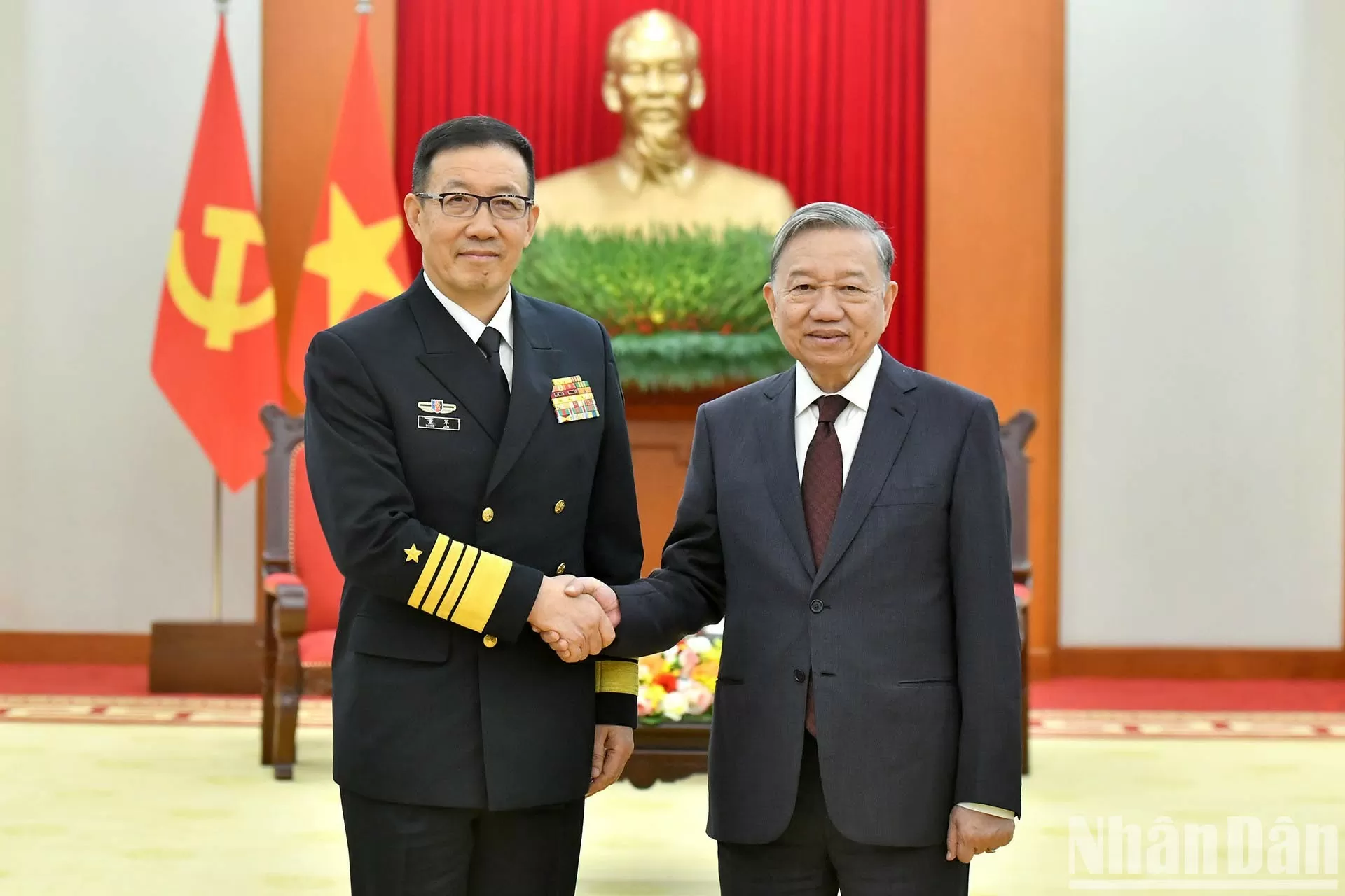 Tổng Bí thư Tô Lâm tiếp Bộ trưởng Quốc phòng Trung Quốc Tổng Bí thư Tô Lâm tiếp Bộ trưởng Quốc phòng Trung Quốc