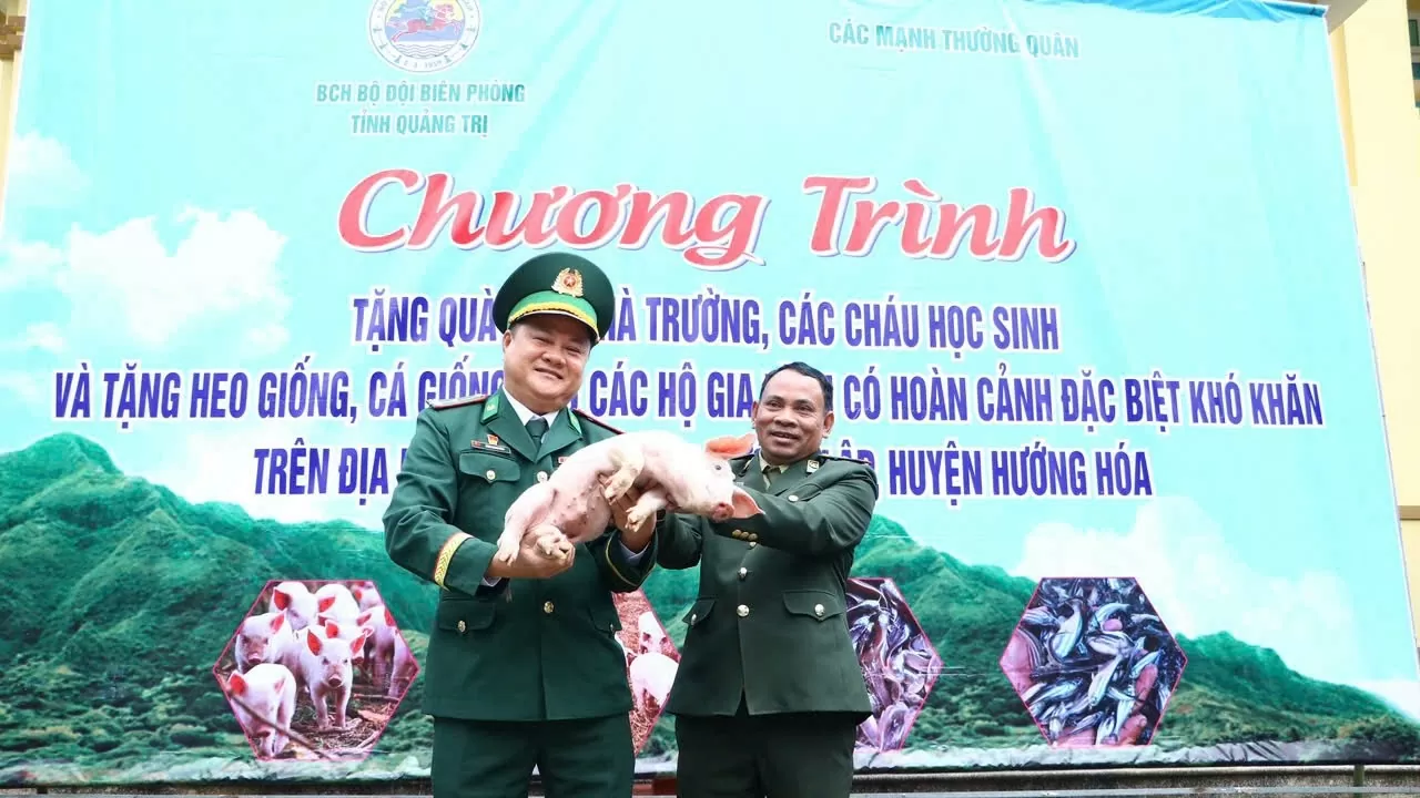 Đồn biên phòng Quảng Trị trao sinh kế cho người dân miền núi Đồn biên phòng Quảng Trị trao sinh kế cho người dân miền núi
