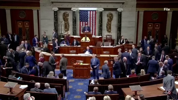 Hạn chót cận kề, Hạ viện Mỹ vẫn lắc đầu với dự luật tài trợ, chính phủ đứng trước nguy cơ đóng cửa Hạn chót cận kề, Hạ viện Mỹ vẫn lắc đầu với dự luật tài trợ, chính phủ đứng trước nguy cơ đóng cửa