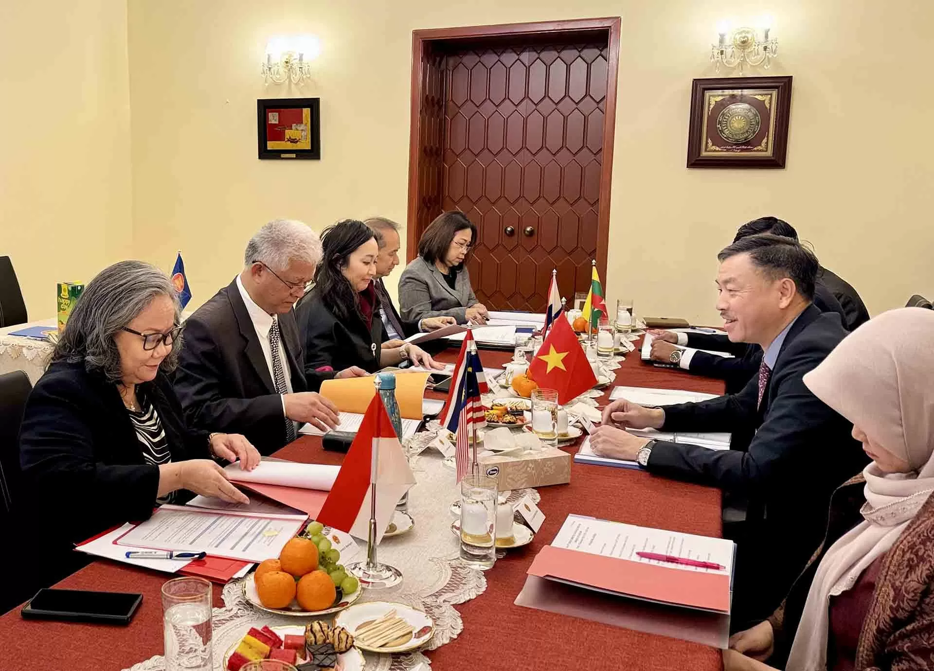 Việt Nam đi đầu thúc đẩy các mặt hoạt động của Ủy ban ASEAN tại Prague Việt Nam đi đầu thúc đẩy các mặt hoạt động của Ủy ban ASEAN tại Prague