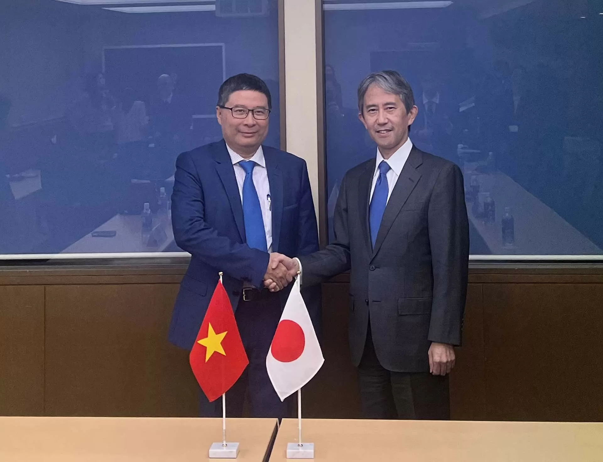 Tư vấn lãnh sự Việt Nam-Nhật Bản lần thứ 8: Đối thoại thẳng thắn, chân thành về hợp tác lãnh sự giữa hai nước Tư vấn lãnh sự Việt Nam-Nhật Bản lần thứ 8: Đối thoại thẳng thắn, chân thành về hợp tác lãnh sự giữa hai nước