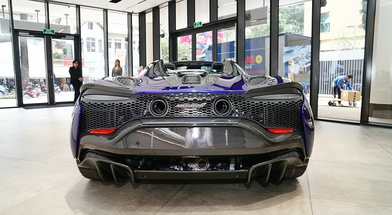 Cận cảnh siêu xe mui trần McLaren Artura Spider ra mắt tại Việt Nam, giá 17 tỷ đồng Cận cảnh siêu xe mui trần McLaren Artura Spider ra mắt tại Việt Nam, giá 17 tỷ đồng