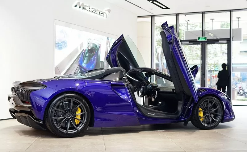 Cận cảnh siêu xe mui trần McLaren Artura Spider ra mắt tại Việt Nam, giá 17 tỷ đồng Cận cảnh siêu xe mui trần McLaren Artura Spider ra mắt tại Việt Nam, giá 17 tỷ đồng