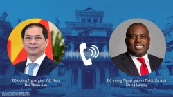 Bộ trưởng Ngoại giao Việt Nam-Anh điện đàm, đẩy mạnh hợp tác an ninh – quốc phòng