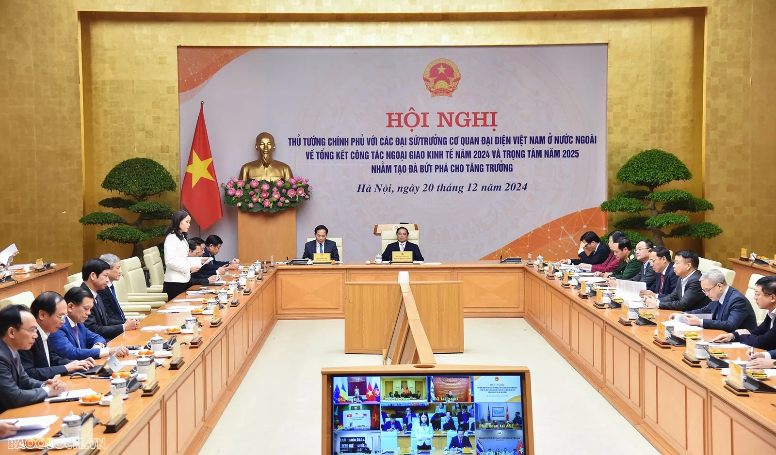 Ngoại giao kinh tế tạo đà bứt phá cho tăng trưởng năm 2025