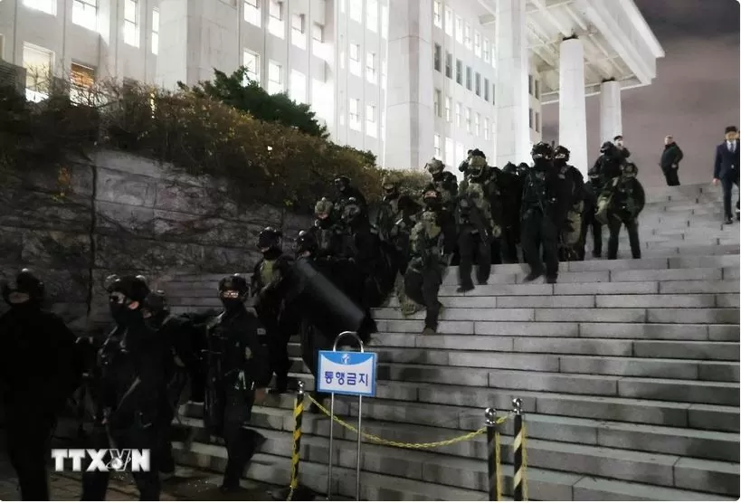 Bê bối thiết quân luật Hàn Quốc: Thêm tình tiết bất ngờ, Tư lệnh tình báo quốc phòng bị bắt giữ Bê bối thiết quân luật Hàn Quốc: Thêm tình tiết bất ngờ, Tư lệnh tình báo quốc phòng bị bắt giữ