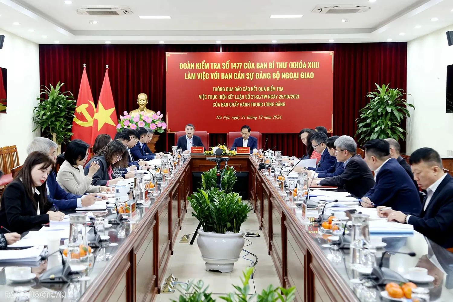 Đoàn kiểm tra số 1477 của Ban Bí thư làm việc với Ban cán sự đảng Bộ Ngoại giao về thực hiện Kết luận 21 của Ban Chấp hành Trung ương Đoàn kiểm tra của Ban Bí thư làm việc với Ban cán sự đảng Bộ Ngoại giao về thực hiện Kết luận 21 của Ban Chấp hành Trung ương