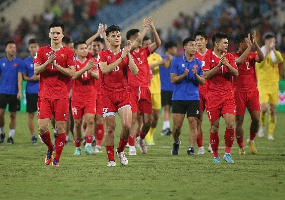 Cháy vé trận tuyển Việt Nam đấu với Singapore ở bán kết ASEAN Cup Cháy vé trận tuyển Việt Nam đấu với Singapore ở bán kết ASEAN Cup