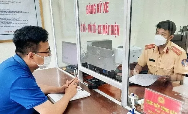 Sang tên xe máy phải đổi sang biển số mới từ ngày 1/1/2025 Sang tên xe máy phải đổi sang biển số mới từ ngày 1/1/2025