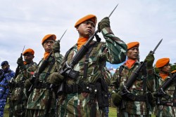 Điểm tin thế giới sáng 23/12: Tổng thống Nga gặp lãnh đạo một nước EU, Qatar mở lại Đại sứ quán ở Syria, Chile xâm phạm không phận Argentina