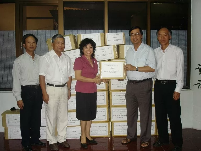 Mối duyên với công tác về người Việt Nam ở nước ngoài Mối duyên với công tác về người Việt Nam ở nước ngoài