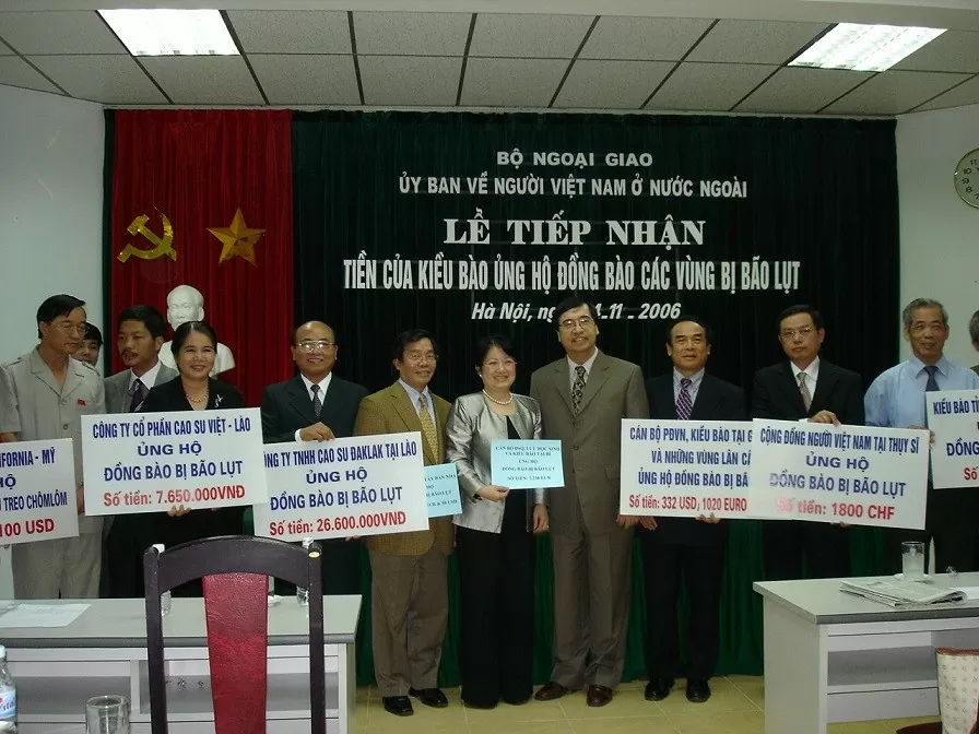 Mối duyên với công tác về người Việt Nam ở nước ngoài Mối duyên với công tác về người Việt Nam ở nước ngoài