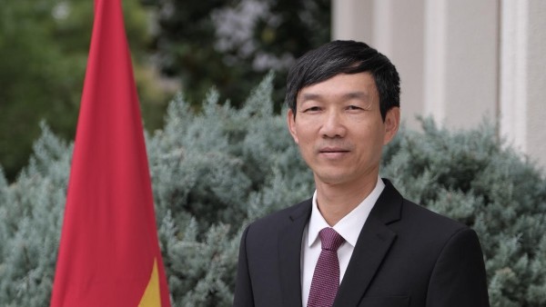 Anh ấy, một tổng biên tập kỳ lạ!