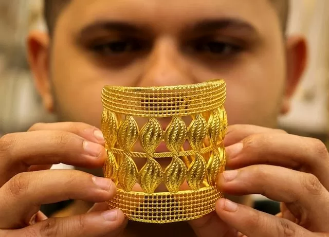 Giá vàng hôm nay 24/12/2024: Giá vàng trong nước và thế giới ngược chiều, giao dịch ‘mỏng’, BRICS ấp ủ kế hoạch 'được bảo chứng bằng vàng' Giá vàng hôm nay 24/12/2024: Giá vàng trong nước và thế giới ngược chiều, giao dịch ‘mỏng’, BRICS ấp ủ kế hoạch 'được bảo chứng bằng vàng'