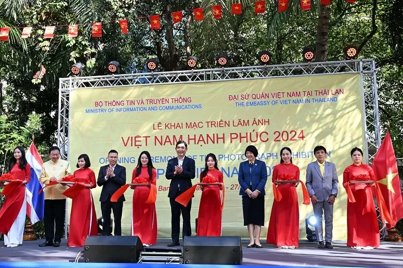 Khai mạc triển lãm ảnh 'Việt Nam hạnh phúc - Happy Vietnam' tại Thái Lan Khai mạc triển lãm ảnh 'Việt Nam hạnh phúc - Happy Vietnam' tại Thái Lan