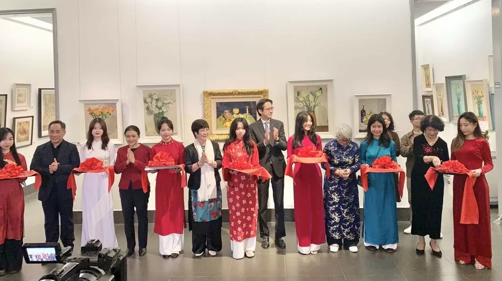 Triển lãm ‘Miền thương’ ghi lại vẻ đẹp dung dị của thiên nhiên, cuộc sống và con người Triển lãm ‘Miền thương’ ghi lại vẻ đẹp dung dị của thiên nhiên, cuộc sống và con người