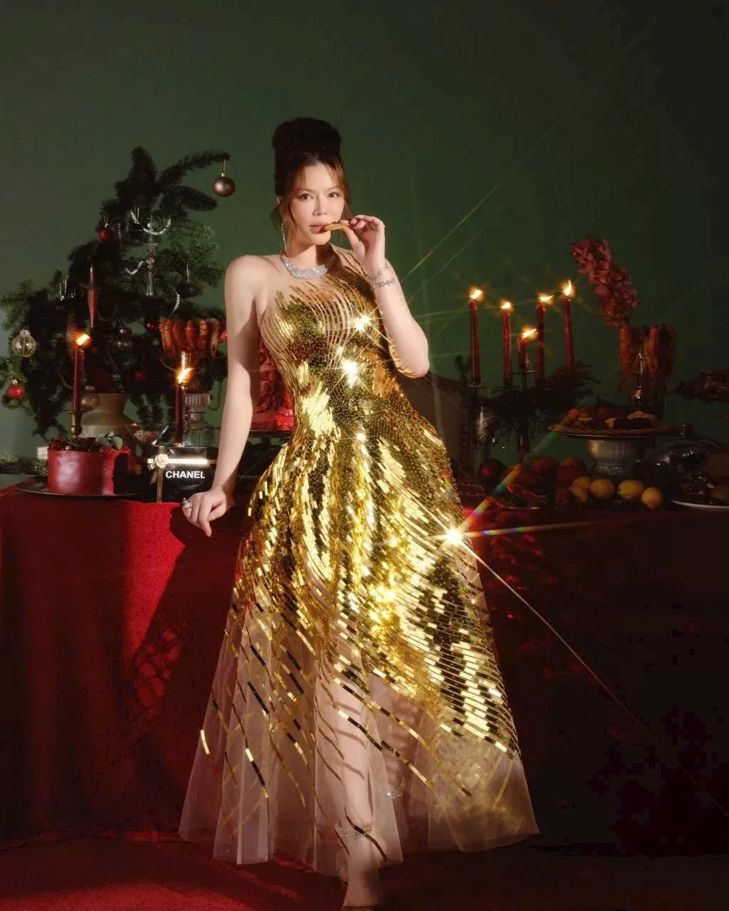 Giáng sinh đậm chất quý tộc tại nhà người đẹp Lý Nhã Kỳ Giáng sinh đậm chất quý tộc tại nhà người đẹp Lý Nhã Kỳ