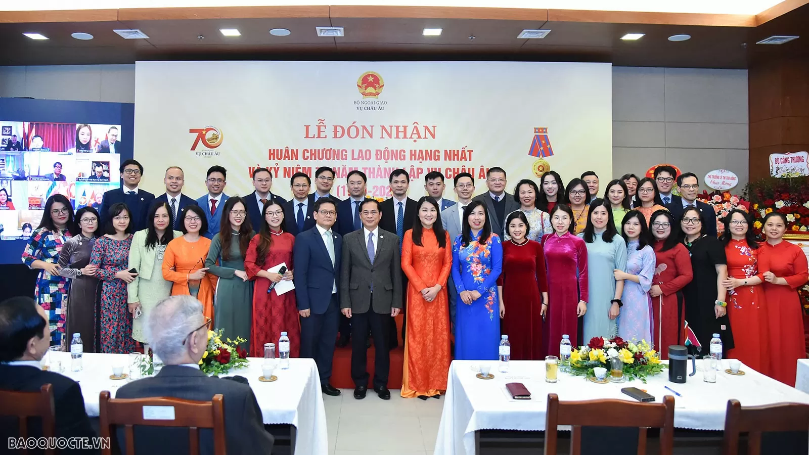 Vụ châu Âu, Bộ Ngoại giao đón nhận Huân chương Lao động hạng Nhất dịp kỷ niệm 70 năm thành lập Vụ Châu Âu, Bộ Ngoại giao đón nhận Huân chương Lao động hạng Nhất dịp kỷ niệm 70 năm thành lập