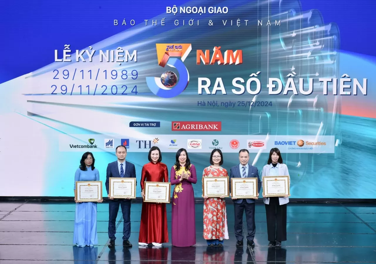 35 năm Báo Thế giới và Việt Nam: Dấu ấn và khát vọng vươn xa 35 năm Báo Thế giới và Việt Nam: Dấu ấn và khát vọng vươn xa