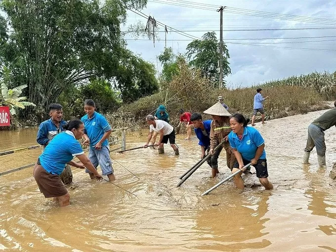 Thúc đẩy Chương trình nghị sự Phụ nữ, Hòa bình và An ninh: Vai trò của Hội Liên hiệp Phụ nữ Việt Nam Thúc đẩy Chương trình nghị sự Phụ nữ, Hòa bình và An ninh: Vai trò của Hội Liên hiệp Phụ nữ Việt Nam