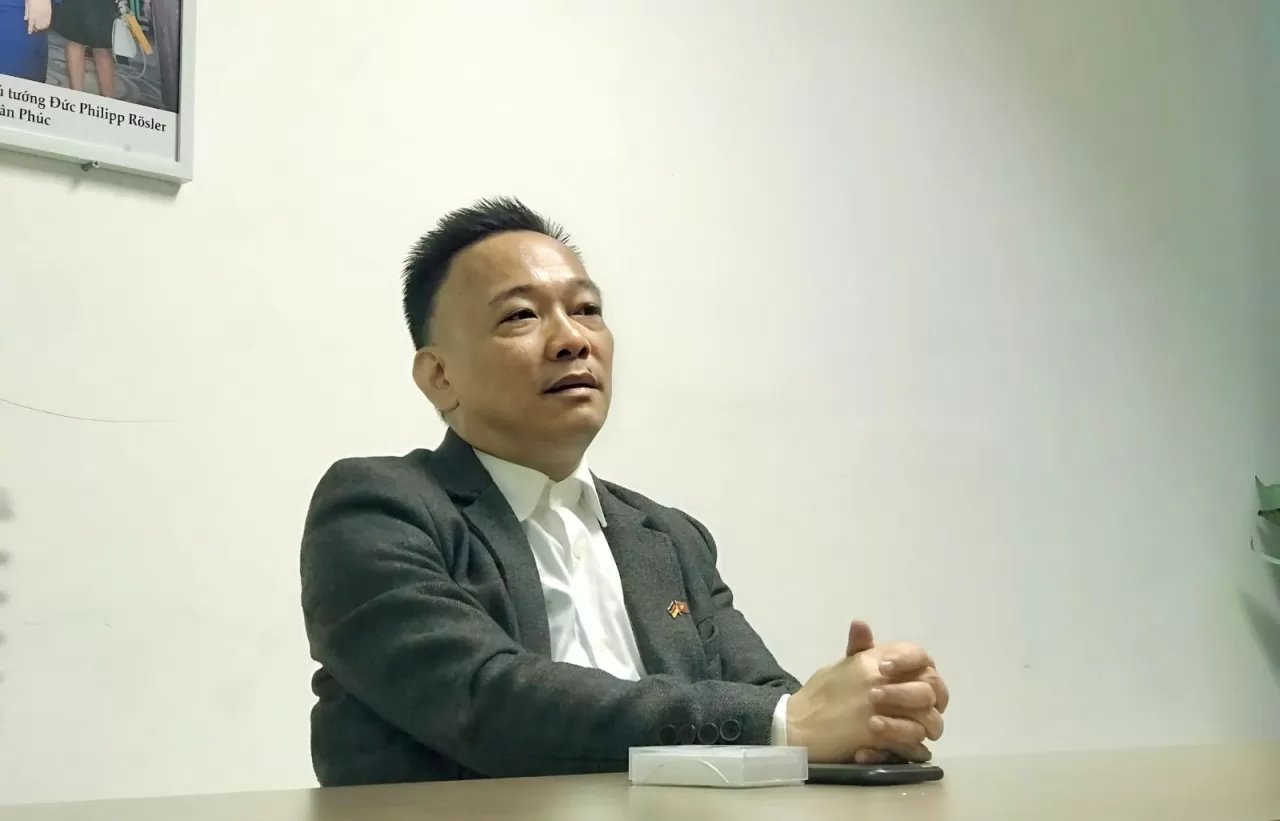 Những em bé Khâm Thiên và tình người trên vùng đất cháy