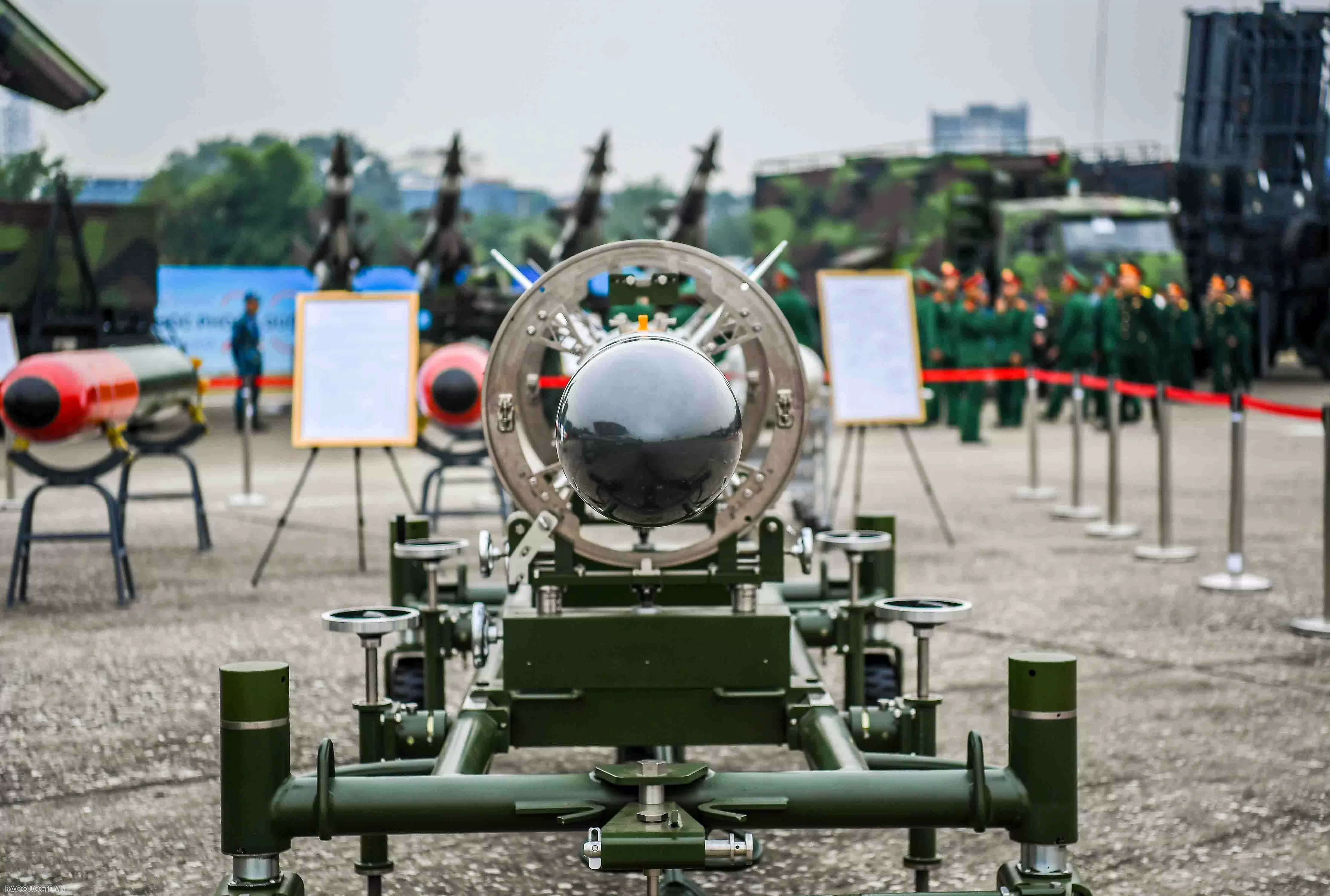 Tổ hợp tên lửa đất đối hải Trường Sơn và đạn diệt hạm Sông Hồng do Việt Nam sản xuất có gì đặc biệt? Tổ hợp tên lửa đất đối hải Trường Sơn và đạn diệt hạm Sông Hồng do Việt Nam sản xuất có gì đặc biệt?