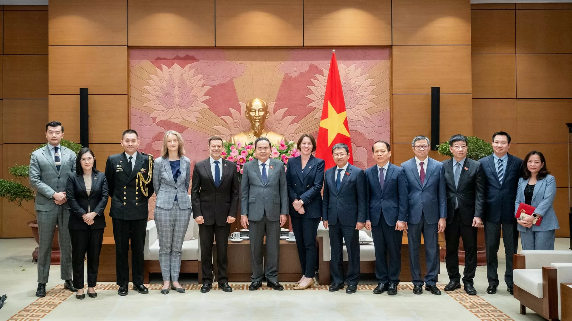 Phấn đấu đưa kim ngạch thương mại Việt Nam-Australiađạt 20 tỷ USD trong năm 2025 Phấn đấu đưa kim ngạch thương mại Việt Nam-Australiađạt 20 tỷ USD trong năm 2025