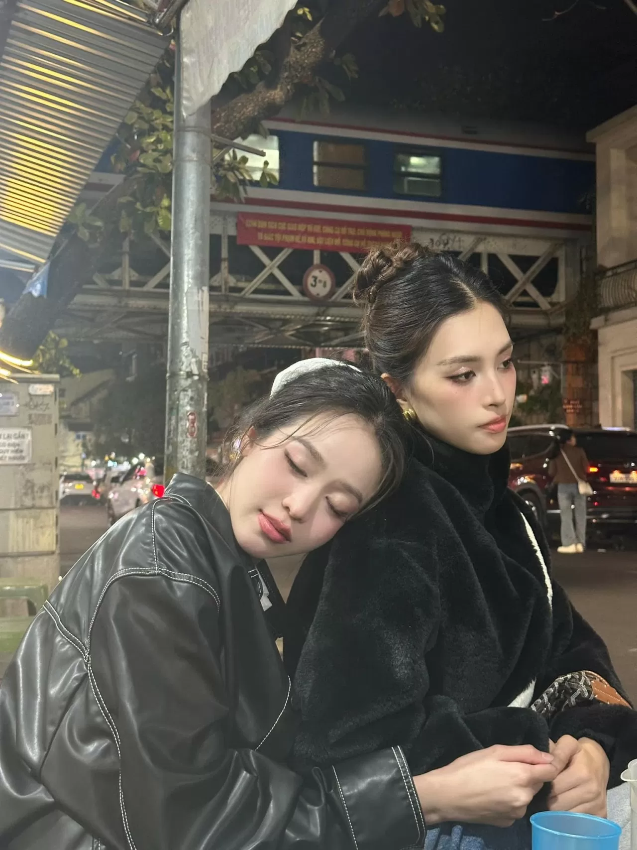 Sao Việt Sao Việt