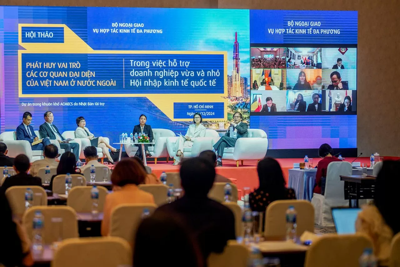 Cơ quan đại diện Việt Nam là cầu nối để doanh nghiệp vừa và nhỏ tham gia hiệu quả vào thị trường quốc tế Cơ quan đại diện Việt Nam là cầu nối để doanh nghiệp vừa và nhỏ tham gia hiệu quả vào thị trường quốc tế