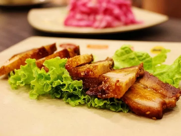 Giá heo hơi hôm nay 27/12: Miền Bắc tiếp đà giảm, miền Nam tăng giá, giữ lợn không xuất chuồng, sẽ gây tăng giá ảo. (Nguồn: Vincom)