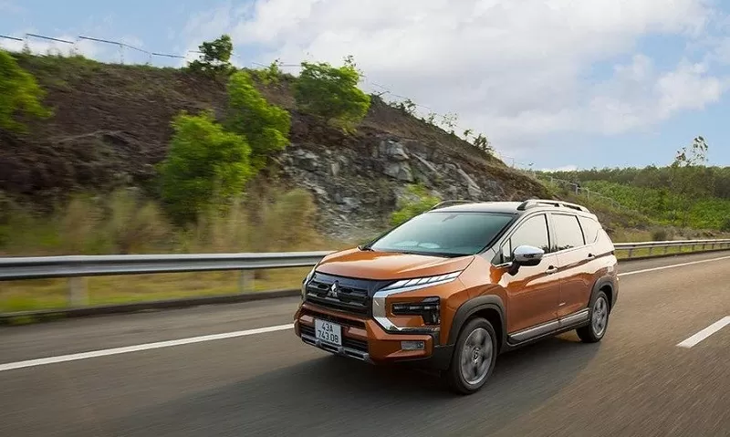 Lộ diện ứng cử viên sáng giá cho top 3 ô tô bán chạy nhất Việt Nam 2024 Lộ diện ứng cử viên sáng giá cho top 3 ô tô bán chạy nhất Việt Nam 2024