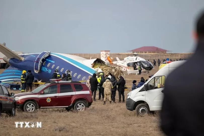 Nhiều hãng hàng không tạm dừng các chuyến bay đến Nga Nhiều hãng hàng không tạm dừng các chuyến bay đến Nga