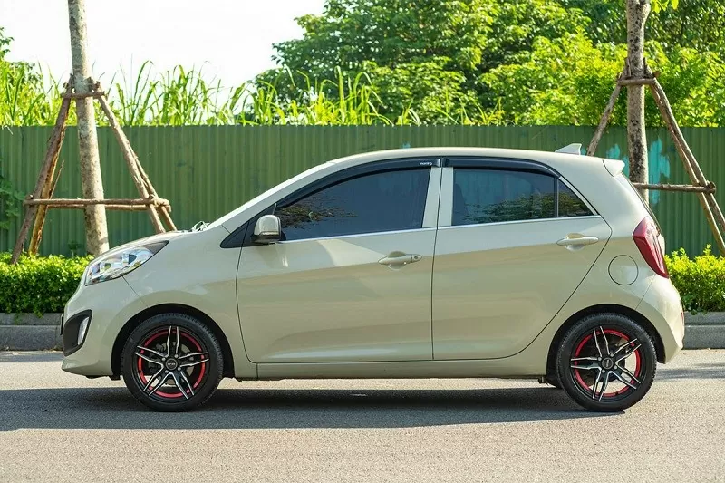 Điểm mặt những mẫu ô tô cũ số tự động giá 200 triệu đáng cân nhắc Điểm mặt những mẫu ô tô cũ số tự động giá 200 triệu đáng cân nhắc