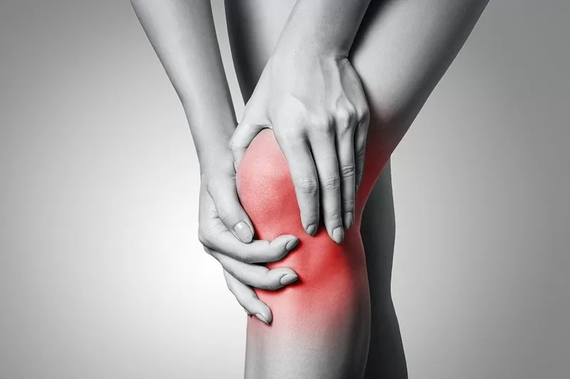 Nhiều người bị đau khớp nhiều hơn vào mùa đông, đặc biệt nếu bị viêm khớp... (Nguồn: medlatec) Nhiều người bị đau khớp nhiều hơn vào mùa đông, đặc biệt nếu bị viêm khớp... (Nguồn: medlatec)