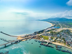 Kinh tế Bình Định năm 2024 tăng 7,78%, một lĩnh vực thắng lợi toàn diện