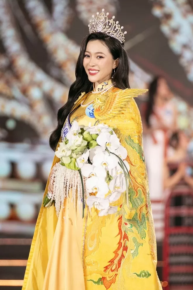 Ngắm nhan sắc đời thường của Hoa hậu Kiều Duy Ngắm nhan sắc đời thường của Hoa hậu Kiều Duy