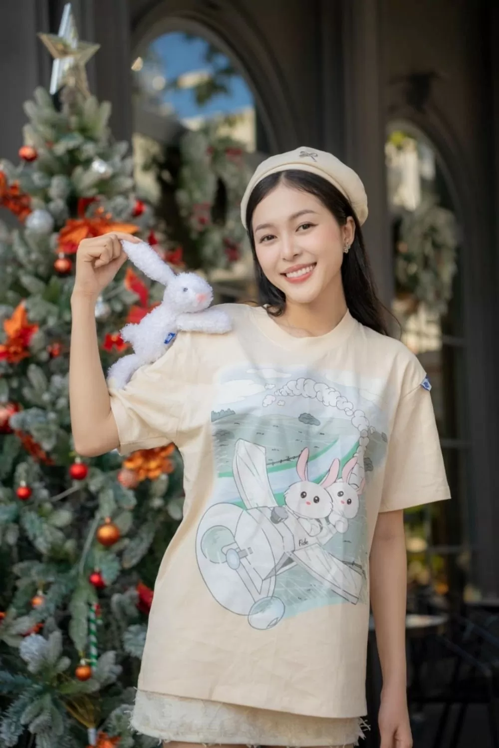 Ngắm nhan sắc đời thường của Hoa hậu Kiều Duy Ngắm nhan sắc đời thường của Hoa hậu Kiều Duy