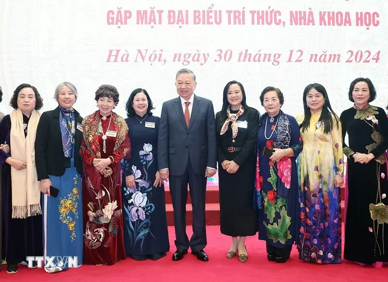 Phát biểu của Tổng Bí thư Tô Lâm tại buổi gặp mặt trí thức, nhà khoa học Phát biểu của Tổng Bí thư Tô Lâm tại buổi gặp mặt trí thức, nhà khoa học