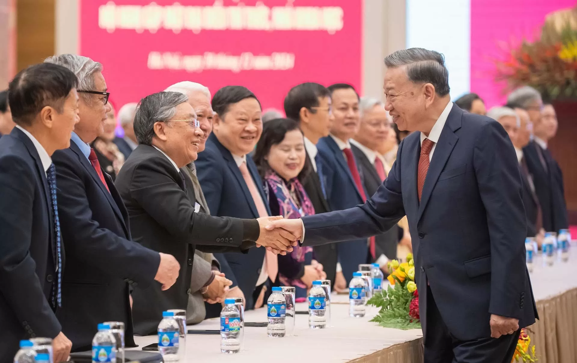 Phát biểu của Tổng Bí thư Tô Lâm tại buổi gặp mặt trí thức, nhà khoa học Phát biểu của Tổng Bí thư Tô Lâm tại buổi gặp mặt trí thức, nhà khoa học